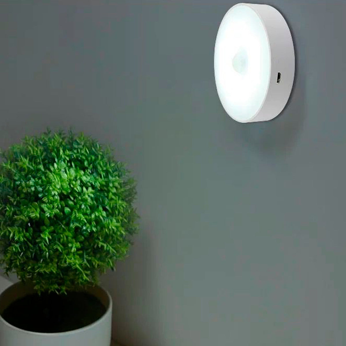 Luz LED con Sensor de Movimiento – Se enciende sola y cuida a los tuyos de noche
